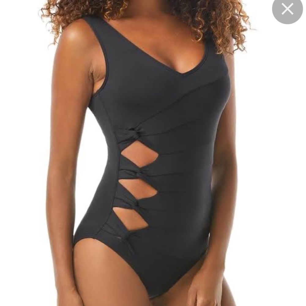 Carmen Marc Valvo cutout one piece swimsuit 8 black
